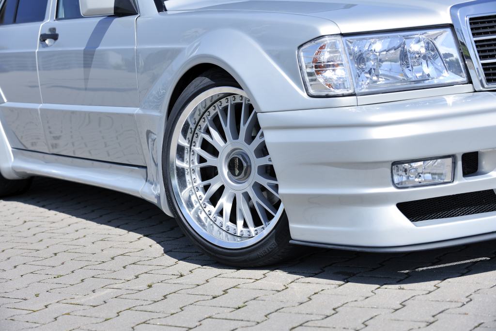 /var/www/rieger-event.de/images/gallery/Mercedes 190 W201